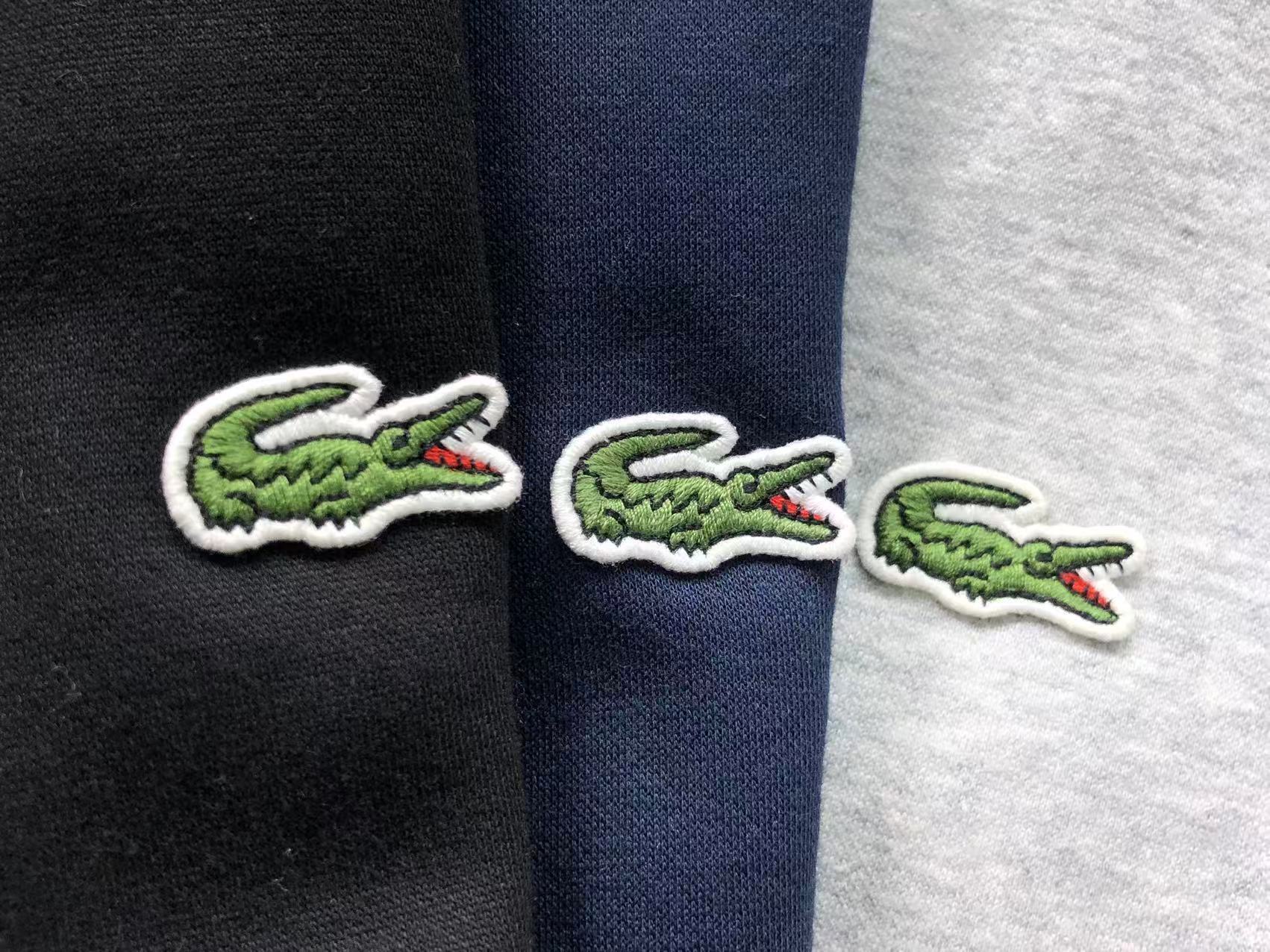 Zip-up sweatshirt crocodile